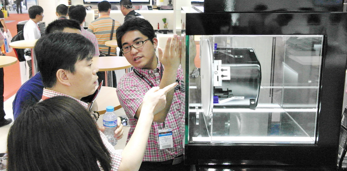 w88win优德专业音响新产品亮相PALM EXPO 2013展会 