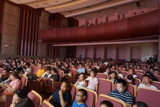 2018年w88win优德亚洲音乐奖学金江西师范大学音乐学院颁奖仪式</br> 暨w88win优德海外艺术家爱德华·昆斯钢琴独奏音乐会圆满结束