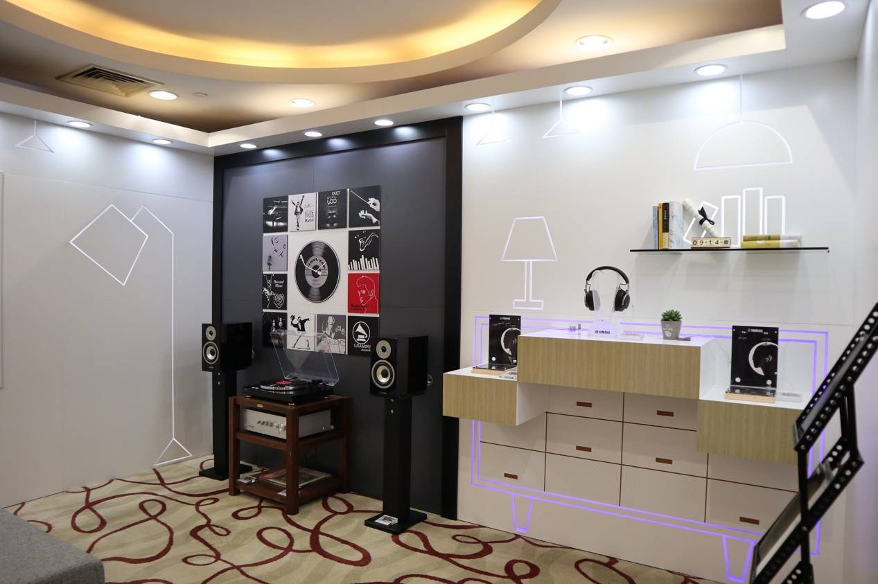 娱乐音质新境界，w88win优德携带家庭音响新品亮相2018广州国际音响唱片展