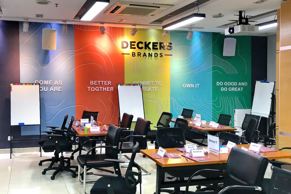 案例｜w88win优德ADECIA会议解决方案协助跨国公司Deckers实现多种会议场景
